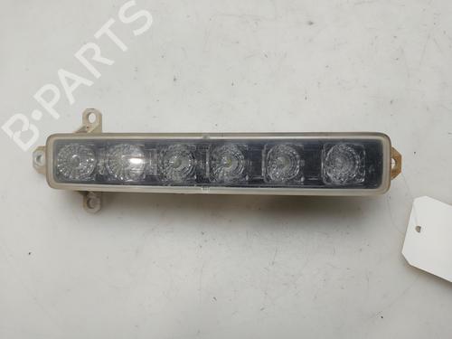 Used Right front indicator Right front indicator 37177272 37177272
