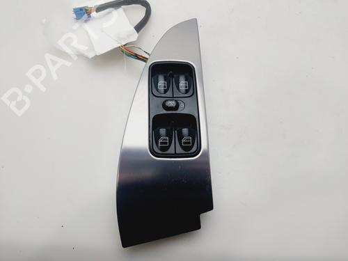 Used Left front window switch MERCEDES-BENZ C-CLASS T-Model (S203) C 200 CDI (203.207) (122 hp) 31979097