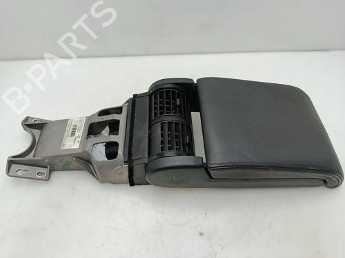 Used Armrest / Center console OPEL VECTRA C GTS (Z02) 1.9 CDTI (F68) (120 hp) 29394216