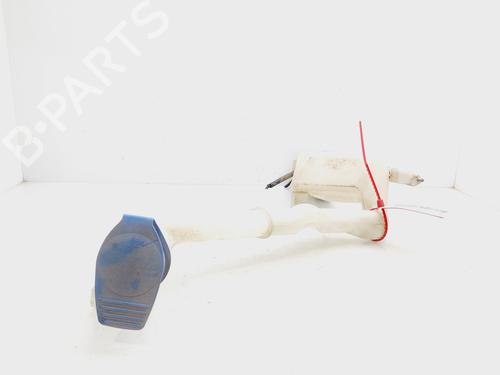 Used Windscreen washer tank VW POLO (9N_, 9A_) 1.2 12V (64 hp) 26923835