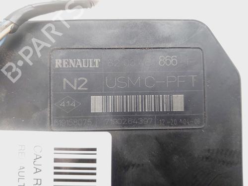 Fuse box RENAULT SCÉNIC II (JM0/1_)  | BP30077616E1 