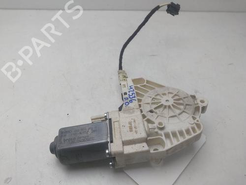 Rudehejsemotor forskærm højre Rudehejsemotor forskærm højre 39637434 39637434