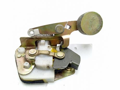 Rear right lock HYUNDAI H-1 / STAREX Bus (A1) 2.5 TD 4WD 814204A500 |