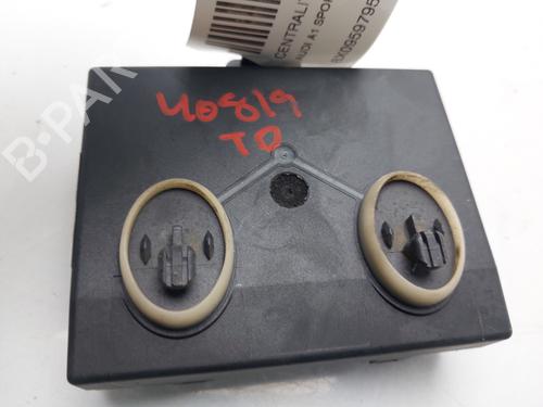 Comfort control module AUDI A1 (8X1, 8XK) 1.6 TDI | BP32468069M56