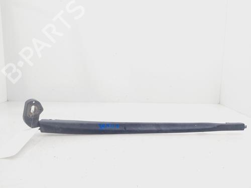 Used Front windshield wiper arm SEAT LEON (1P1) [2005-2013]  27498144