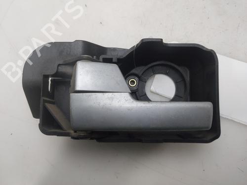 Venstre fortil invendig håndtag Venstre fortil invendig håndtag FORD MONDEO III (B5Y) 2.0 16V TDDi / TDCi (115 hp) 36513821 36513821