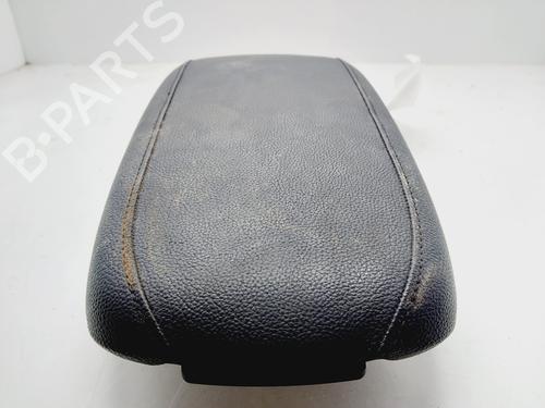 Used Armrest / Center console Armrest / Center console KIA CEED (CD) 1.0 T-GDI (101 hp) 28319843 28319843