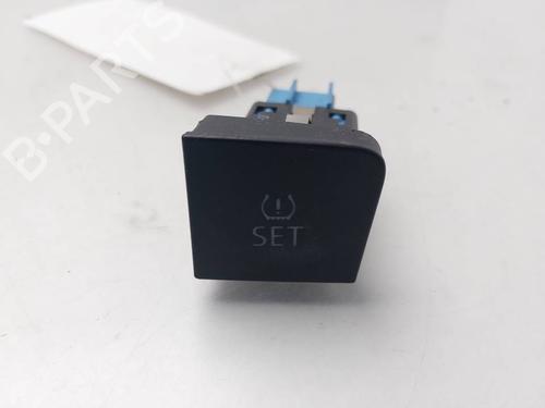 Kombi Kontakt / Stilkkontakt Kombi Kontakt / Stilkkontakt VW PASSAT B6 (3C2) [2005-2011] 39717391 39717391