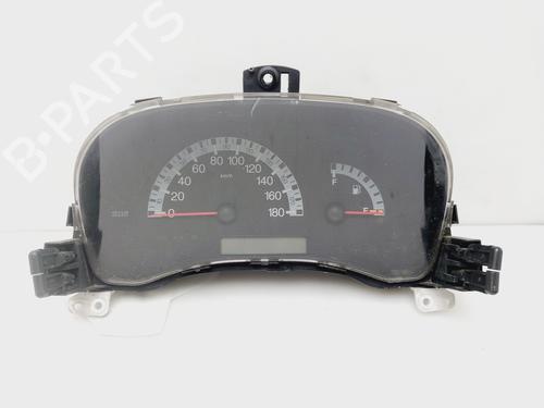 Used Instrument cluster FIAT PUNTO Hatchback Van (188_) 1.2 60 (60 hp) 28484291