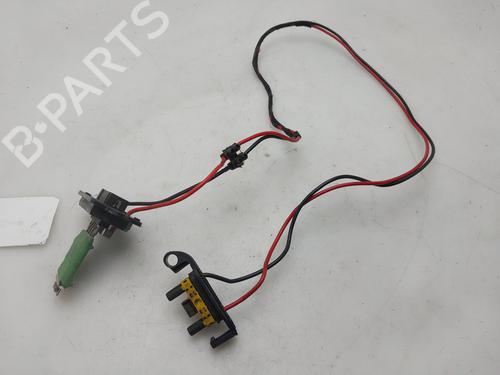 Varmeblæsermodstand Varmeblæsermodstand RENAULT CLIO III (BR0/1, CR0/1) 1.5 dCi (C/BR0G, C/BR1G) (68 hp) 34460204 34460204