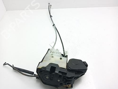 Front left lock KIA SPORTAGE II (JE_, KM_) 2.0 CRDi 4WD | BP22242081C98 
