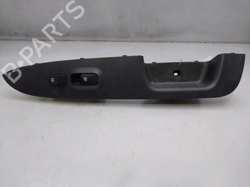 Right front window switch KIA CARENS III MPV (UN) 2.0 CRDi 115 (115 hp) 16010315