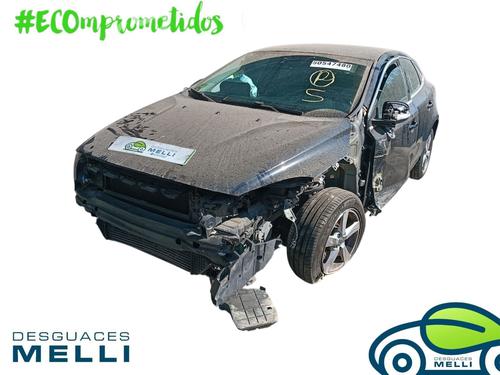 Used Parts VOLVO V40 Hatchback (525) D2 (114 hp) 4245671