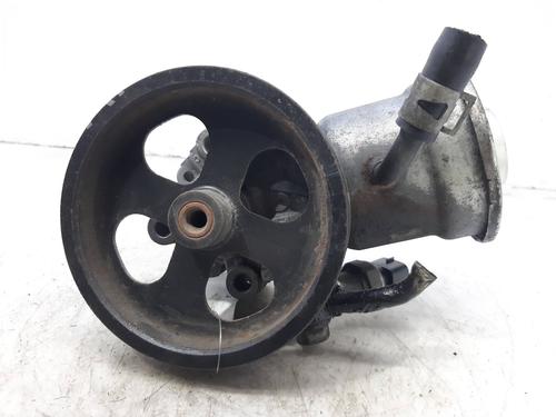 Pompe de direction assistée TOYOTA COROLLA Verso (ZER_, ZZE12_, R1_) 2.2 D-4D (AUR10_) (136 hp) 10737841