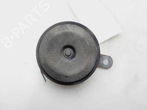 Clacson TOYOTA YARIS (_P9_) 1.4 D-4D (NLP90_, NLP90R) (90 hp) 31166712