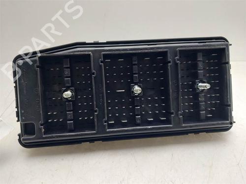 Fuse box CHEVROLET CAPTIVA (C100, C140) 2.0 D | BP38533534E1 - Image 4