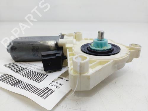 Right front window motor MERCEDES-BENZ B-CLASS Sports Tourer (W245) B 200 CDI (245.208) | BP20085929E20 