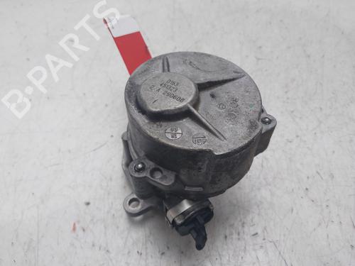 Used Vacuum pump RENAULT MEGANE II (BM0/1_, CM0/1_) 1.9 dCi (131 hp) 30142600
