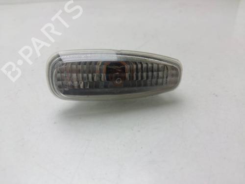Used Right side indicator Right side indicator 39184116 39184116