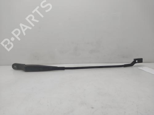 Used Front windshield wiper arm Front windshield wiper arm 36854526 36854526