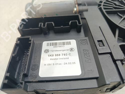Left front window motor VW GOLF V (1K1) | BP37065593E21 - Image 4