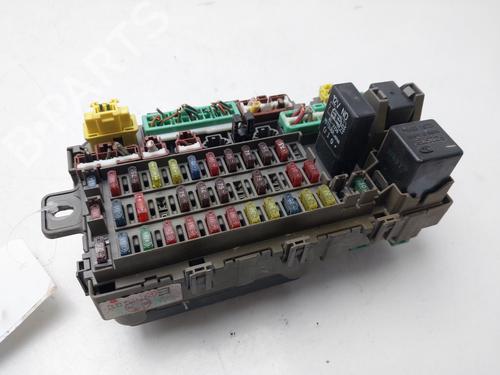 Used Fuse box Fuse box 37438007 37438007