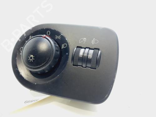 Headlight switch SEAT LEON (1P1) 1.9 TDI | BP20236519I24 