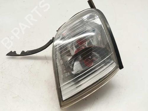 Used Right front indicator HYUNDAI H-1 / STAREX Bus (A1) 2.5 TD 4WD (99 hp) 2875066