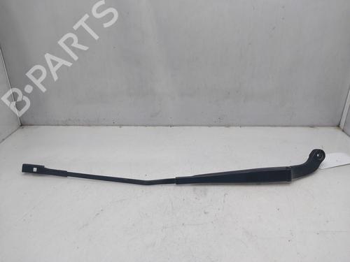 Used Front windshield wiper arm AUDI A3 Sportback (8VA, 8VF) 1.4 TFSI (125 hp) 17902214