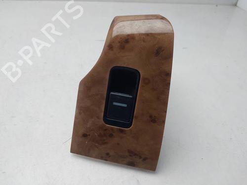 Used Right rear window switch Right rear window switch 38462782 38462782