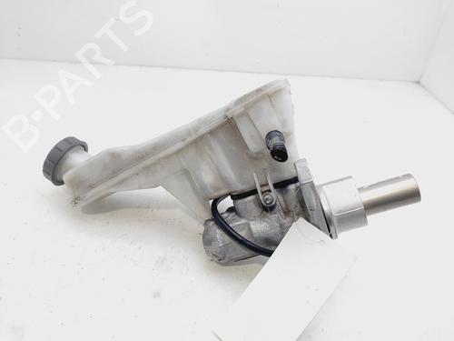 Brake master cylinder MERCEDES-BENZ GLA-CLASS (X156) GLA 200 CDI / d (156.908) | BP22999730M77 
