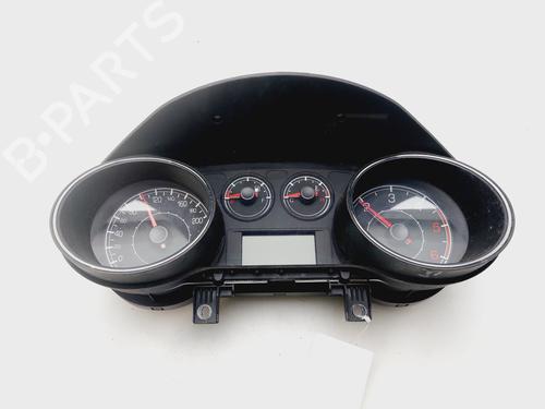 Used Instrument cluster FIAT BRAVO II (198_) 1.9 D Multijet (198AXB1A) (120 hp) 32306105
