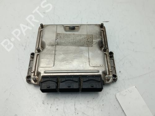 Used Engine control unit (ECU) RENAULT SCÉNIC I MPV (JA0/1_, FA0_) [1999-2010]  31850250