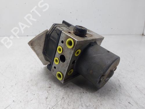 Used ABS pump FORD MONDEO III Saloon (B4Y) [2000-2007]  31091238