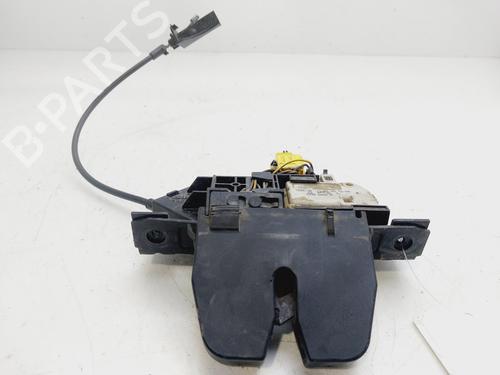 Used Tailgate lock OPEL VECTRA C (Z02) [2002-2009]  27583393