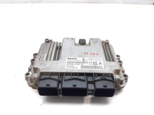 engine-control-unit-ecu-citroen-xsara-picasso-n68-16-hdi-9663268380-1999-2000-2001-2002-2003-2004-2005-2006-2007-2008-2009-2010-2011-2012-10910098 main image