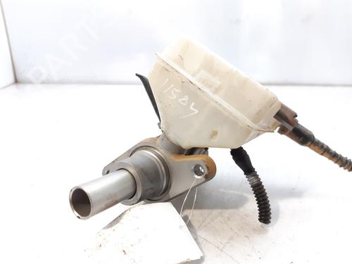 Used Brake master cylinder PEUGEOT 3008 I MPV (0U_) 1.6 HDi (112 hp) 8302226