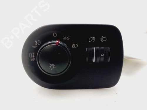Used Headlight switch SEAT LEON (1P1) [2005-2013]  31847375