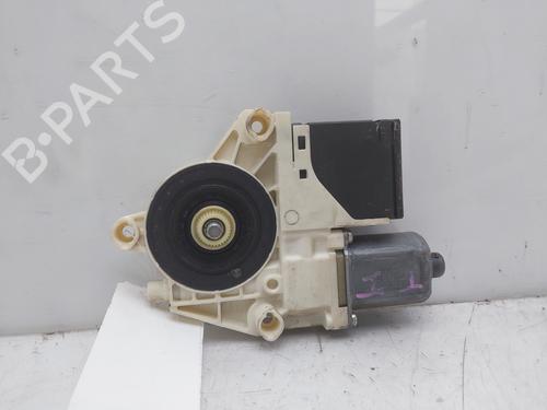 Used Left rear window motor RENAULT MEGANE III Grandtour (KZ0/1) [2008-2016]  15540762