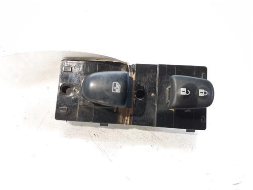 Used Right front window switch RENAULT KADJAR (HA_, HL_) 1.6 dCi 130 4x4 (HLA4) (130 hp) 9050570