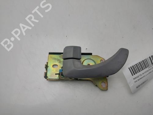 Venstre fortil invendig håndtag KIA SORENTO I (JC) 2.5 CRDi (170 hp) 31573275