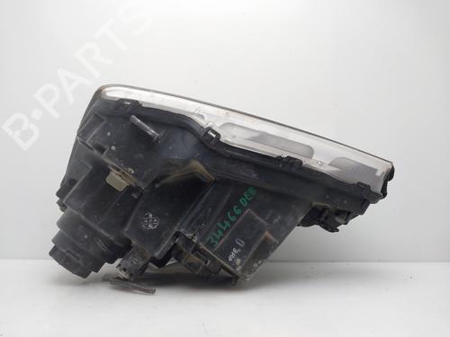 Right headlight KIA SORENTO I (JC) 2.5 CRDi 4WD | BP17955754C29 