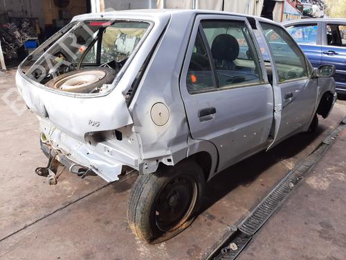 Windscreen washer tank PEUGEOT 106 II (1A_, 1C_) 1.1 i | BP16559603C113 