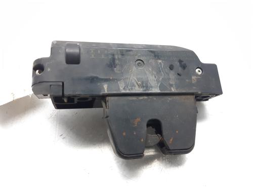Used Tailgate lock PEUGEOT 307 (3A/C) 1.6 HDi (90 hp) 7859963