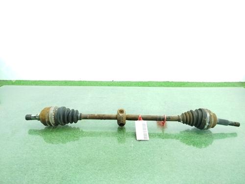 Used Right front driveshaft Right front driveshaft OPEL VECTRA A Hatchback (J89) 2.0 i (F68, M68) (115 hp) 33262637 33262637