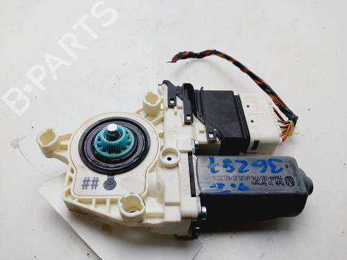 Left rear window motor SEAT LEON (1P1)  | BP24139491E23 