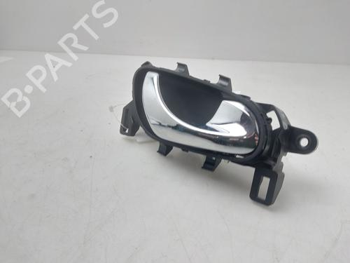 Højre bagtil invendig håndtag Højre bagtil invendig håndtag NISSAN QASHQAI II (J11, J11_) 1.6 dCi (130 hp) 33798568 33798568