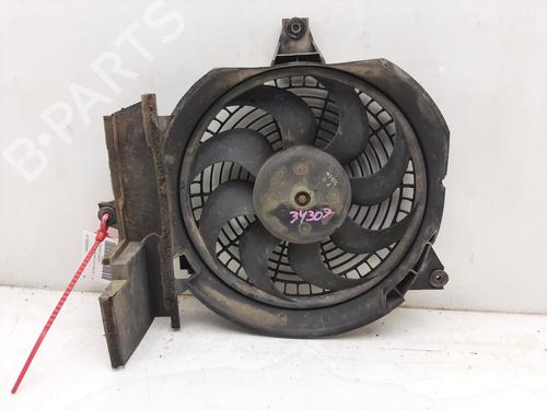 Used Radiator fan HYUNDAI SANTA FÉ I (SM) 2.0 CRDi 4x4 (113 hp) 18032516