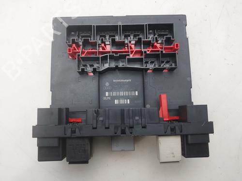 Used Fuse box Fuse box VW PASSAT B6 (3C2) [2005-2011] 36535582 36535582