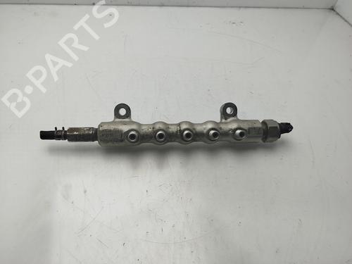 Rampa inyectora TOYOTA AVENSIS Estate (_T25_) 2.0 D-4D (ADT250_, ADT250R) (126 hp) 32411182